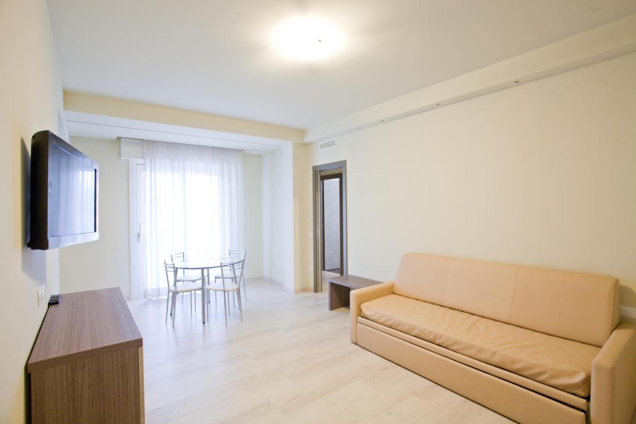 Residence Elisabetta Cesenatico Exterior foto
